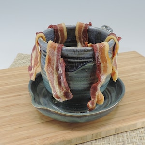 Bacon Cooker, Blue Glazed Pottery Bacon Cooker, Microwave Bacon Cooker Handmade, Bacon Gifts for Him, Bacon Lover Gifts