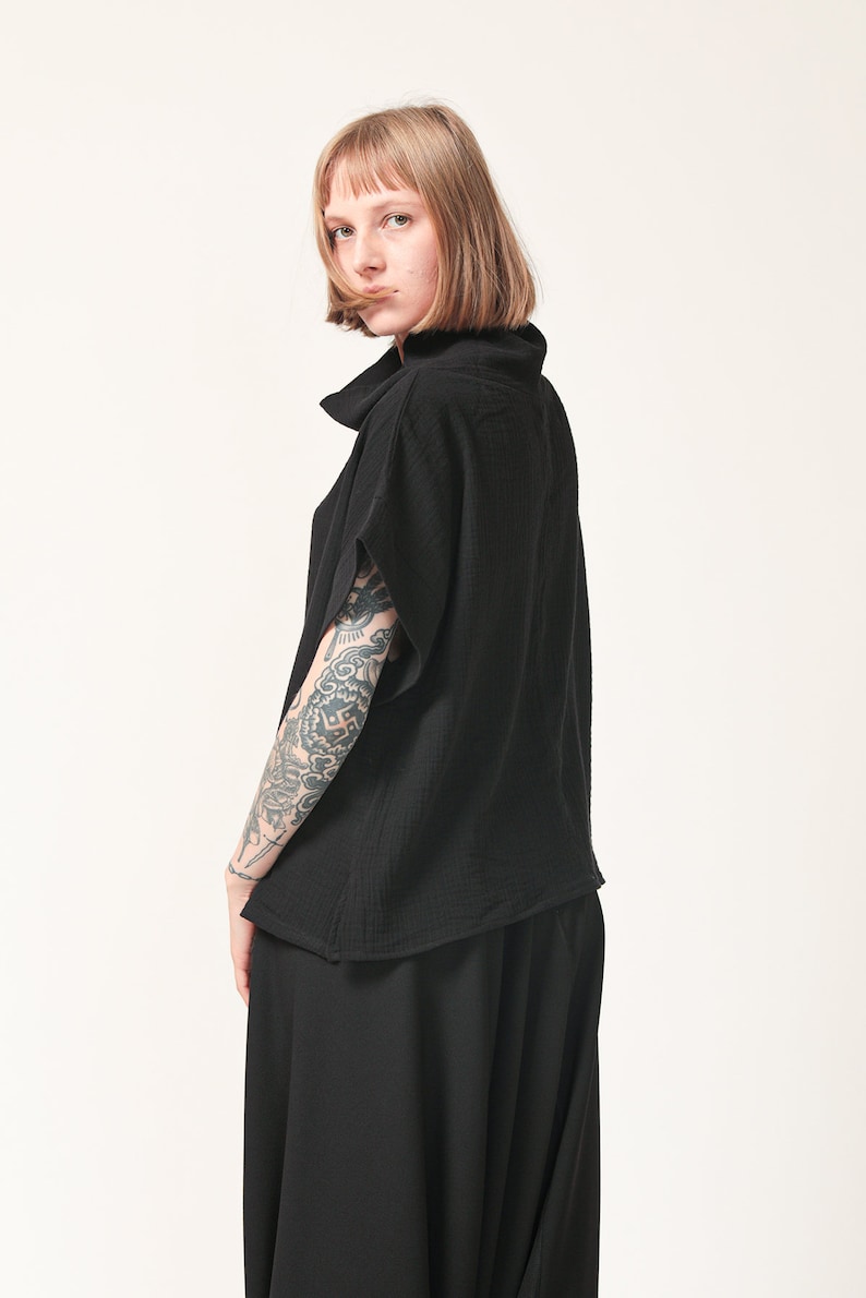 Loose Oversize Black Cotton Top image 3