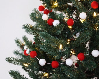 Guirlande de sapin de Noël, guirlande de boules de feutre de Noël, guirlande de pompons des fêtes, bannière, guirlande de feutre rouge et blanc