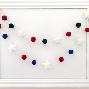 Fourth of July Garland, Red White and Blue Decoration