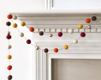 Metallic Fall Harvest Felt Ball Garland, Autumn Decor, Orange and Gold Pom Pom Garland, Autumn Decoration, Thanksgiving Felt Ball Bunting