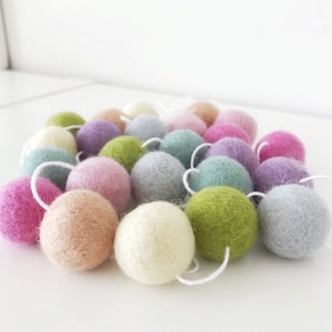 Pastel Rainbow Felt Ball Garland, Easter Felt Ball Garland, Spring Garland, Pom Pom Garland, Banner, Gender Neutral Nursery Decoration image 3