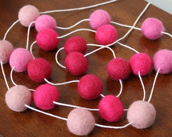 Felt Ball Garland, Pink Ombre, Pom Pom Garland, Banner, Party Decor Valentines Day Decoraation