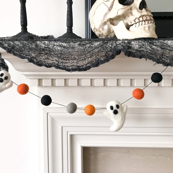 Ghouls Halloween Felt Ball Garland