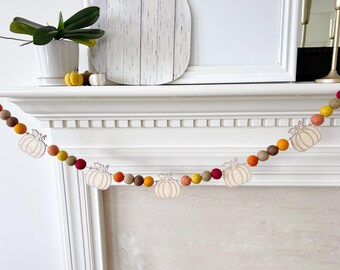 Pumpkin Harvest Garland, Thanksgiving Felt Ball Garland, Fall Decor, Autumn Pom Pom Garland