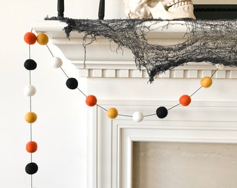 Spooky Halloween Felt Ball Garland, Pom Pom Garland, Halloween Party Decor, Halloween Banner