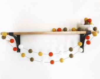 Thanksgiving Felt Ball Garland, Fall Decor, Orange Gold and Brown Pom Pom Garland, Autumn Decoration, Thanksgiving Felt Ball Bunting