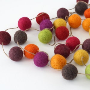 Fall Felt Ball Garland, Autumn Decor, Orange Yellow Green Purple and Brown Pom Pom Garland, Party Decoration, Thanksgiving Felt Ball Bunting image 3