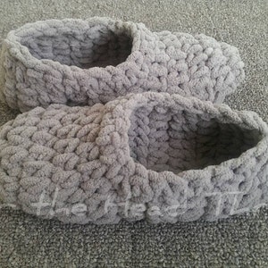 Oh So Plush House Slippers, blanket yarn, Crochet, slipper pattern, simple, beginner, chunky yarn, soft, cozy, quick, hygge, easy, pdf file image 4