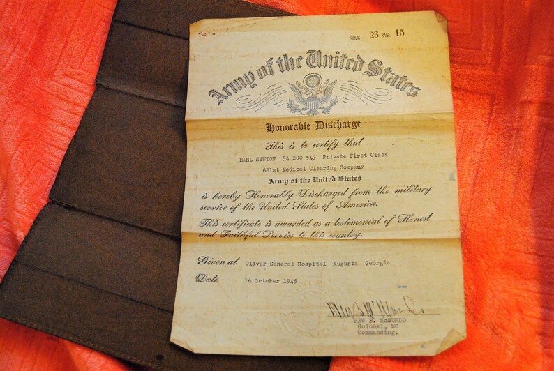 1945 World War II Florida Medic's Discharge Paper in image 0