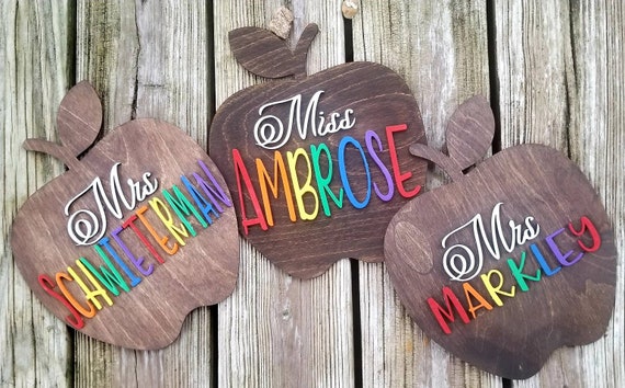 Teacher GiftTeacher apple signTeacher appreciationApple Teacher signTeacher desk signTeacher GiftTeacher Name SignTeacher best seller