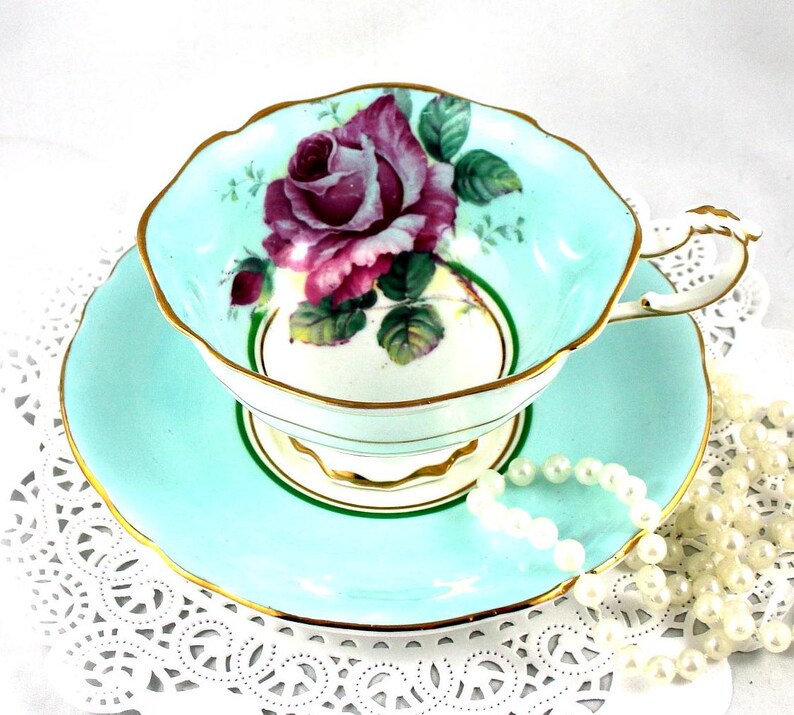 DW Paragon Duo, Large Red Rose Theme on Sky Blue Borders, Bone