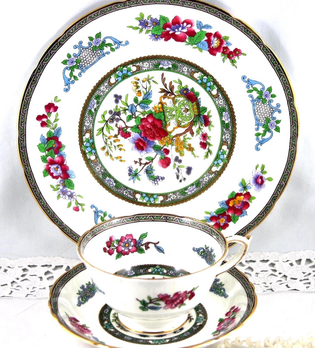 【レア】【人気廃盤】60sヴィンテージ　Paragon花柄プレートイングランド製 Paragon Vintage, Floral Trio: Tree of Kashmir Series, Bone English