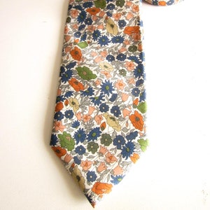 Men's Necktie  made in Poppy & Daisy ~ floral necktie in autumnal colours    -   floral tie / necktie / mens tie
