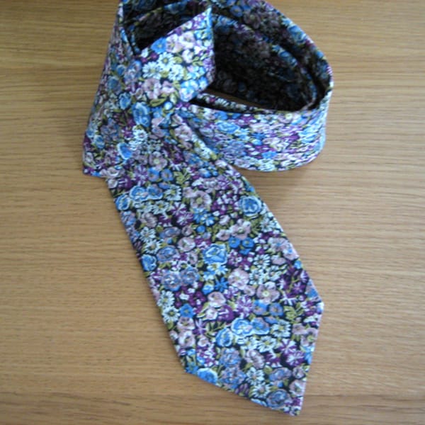 mens liberty tie