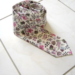 Liberty of London Stoff ~ Krawatte aus Edenham ~ Hochzeit ~ Krawatte ~ Hochzeit Krawatte