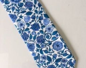 Liberty Print stof "Penrose" blauw ~ bloemen stropdas / stropdas / stropdas / cravat / corbata