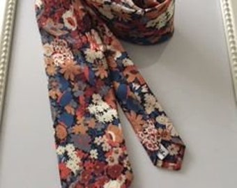 Liberty of London fabric   handmade necktie in  "THORPE L " autumn colourway weddingdding  tie / necktie /  tie / cravat /corbata