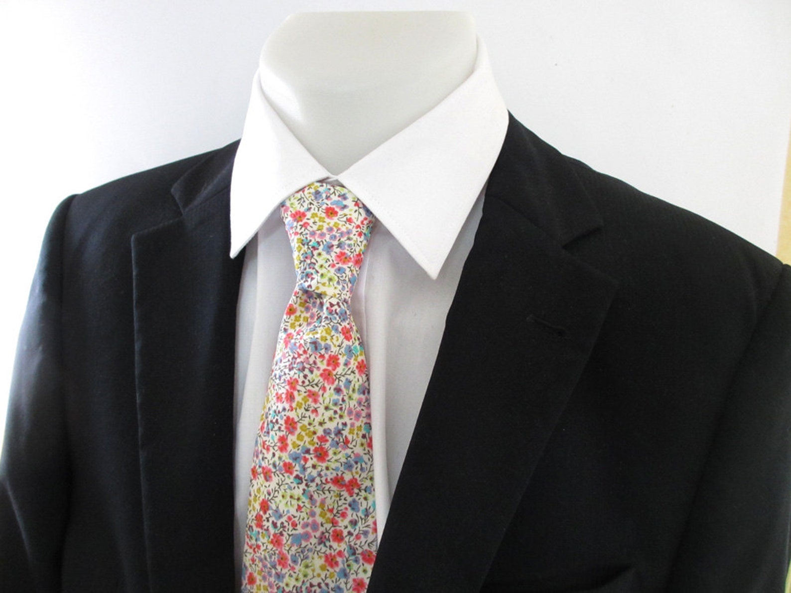 mens liberty tie