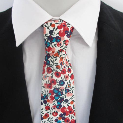 mens liberty tie