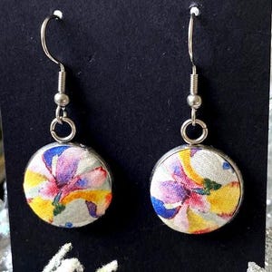 Orecchini pendenti in tessuto con stampa Liberty ~ matrimonio ~ compleanno ~ regalo ~ Daises