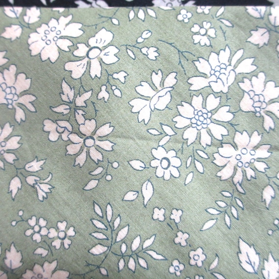 Mouchoir de de Mouchoir poche pour hommes / foulard en Liberty imprimé « Capel » - choix de 3 coloris 261ba0 Mouchoir de de Mouchoir poche pour hommes / foulard en Liberty imprimé « Capel » - choix de 3 coloris 261ba0