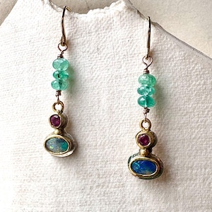 Opal, Rubin und Smaragd Ohrringe