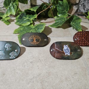 &quot;Oval&quot; leather barrette
