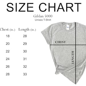 Pode incluir: Tabela de tamanhos para uma camiseta unissex Gildan 5000. A tabela mostra as medidas de t&oacute;rax e comprimento em polegadas para os tamanhos S, M, L, XL, 2XL e 3XL.