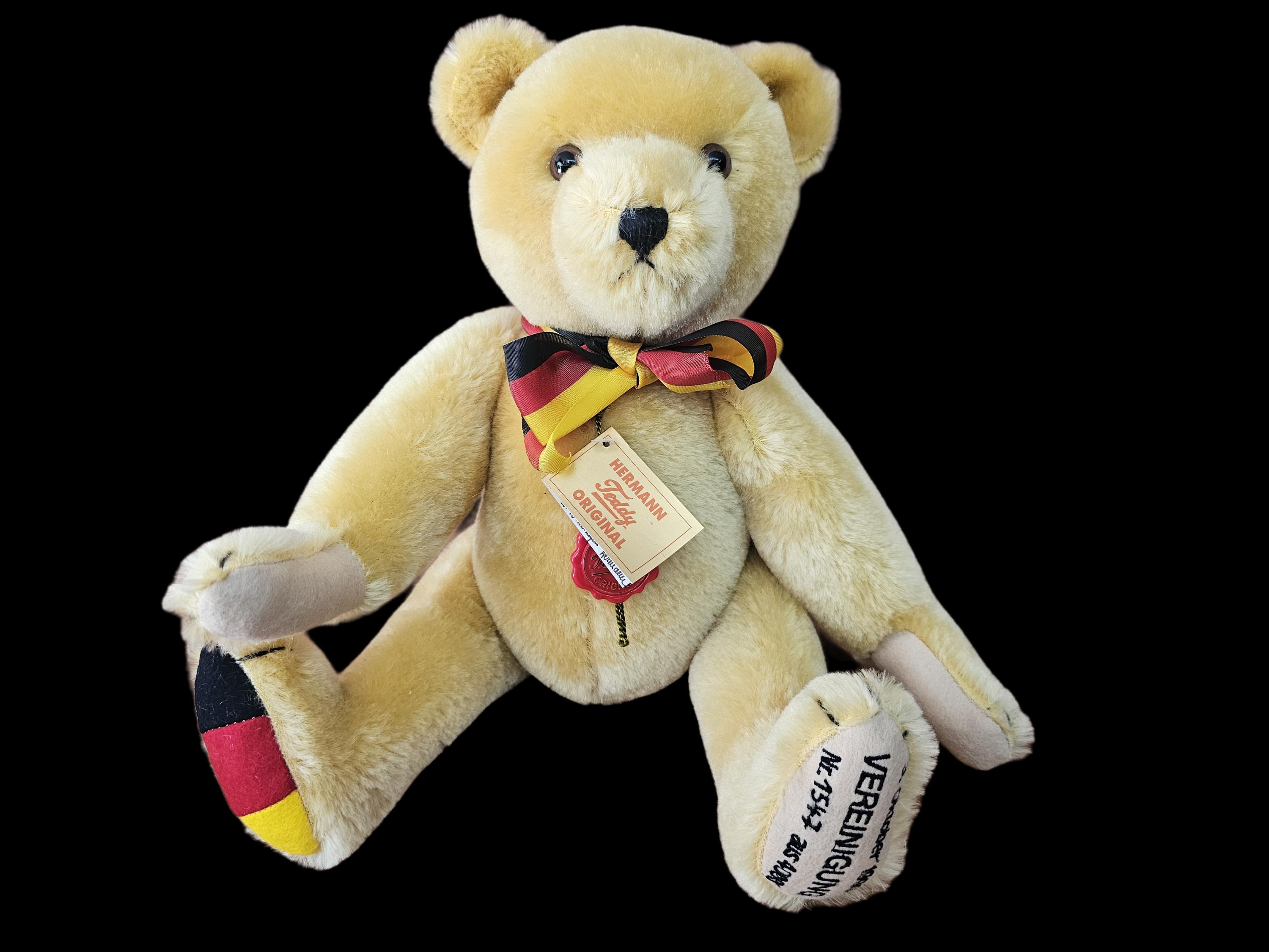 VINTAGE Hermann 15145 Bar Teddy Bear 17