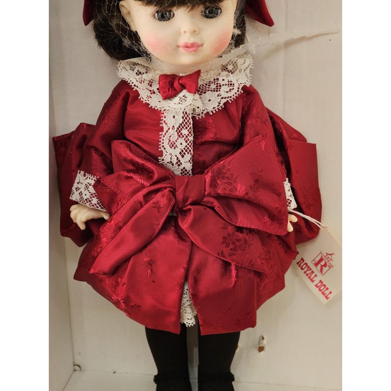 Royal Masterpiece Miss Elsa 18" Fashion Display Lady Doll Red Gown R83‑1715 NOS image 3
