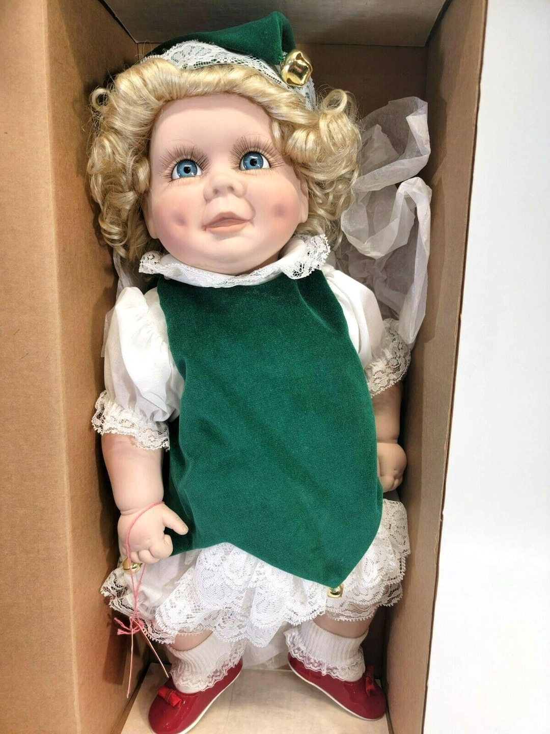 Legacy Dolls Christmas Daisy #1317/2500 Terri Dehetre 22