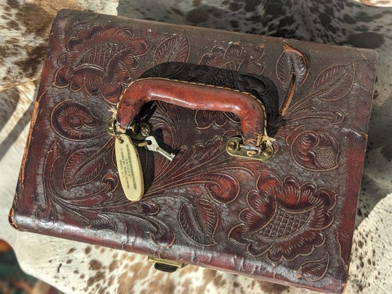 Vintage 1940s Tooled Leather Train Case Artmex Jewelry Case Mexico
