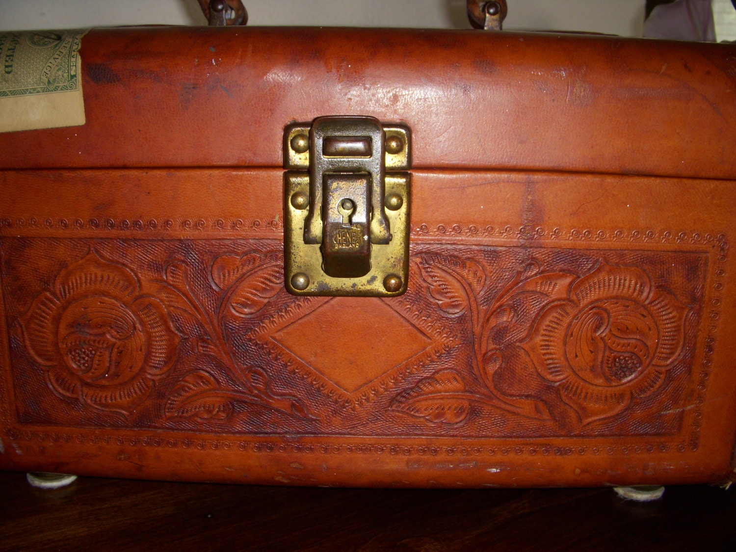 Reserved for Shirley**Vintage Tooled Leather Train Case with key!