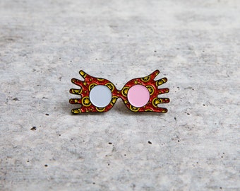 GLASSES lapel pin