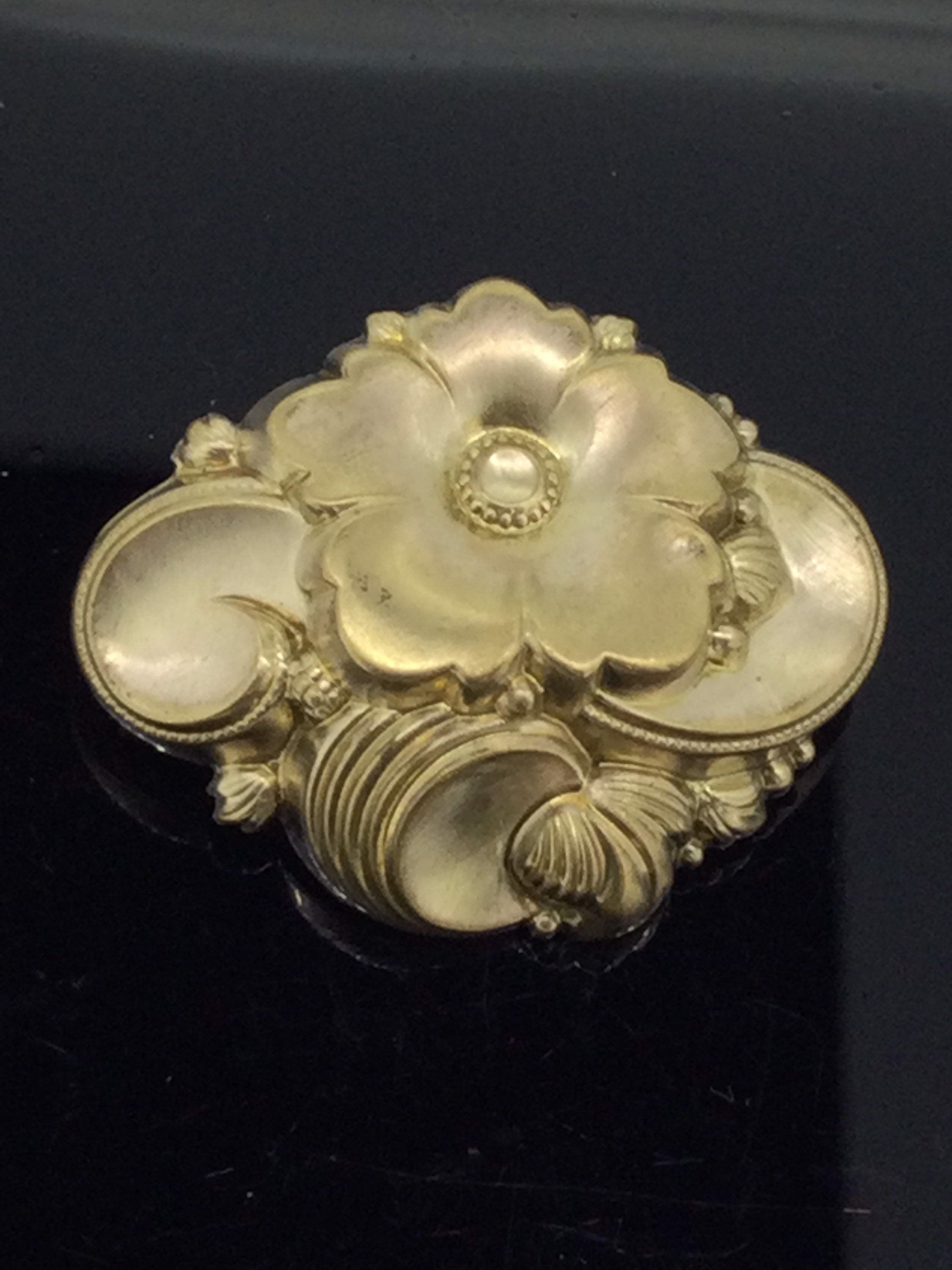 Broche Vintage Signée - Dorée Avec Pierre - Pièce De Collection Authentique - Occasion