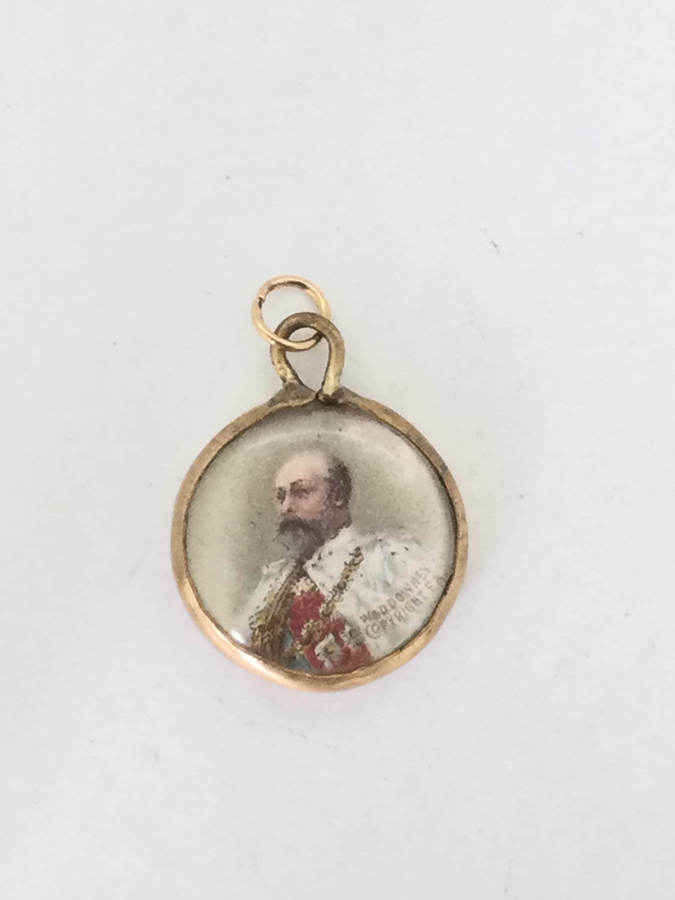 Edwardian Souvenir Pendant King Edward VII and Alexandra of Denmark