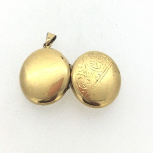 Edwardian Style Hinged Locket Pendant Gold Filled Embossed Patterned image 6