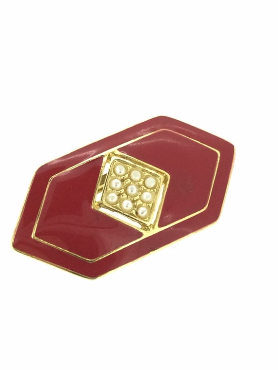 Red Enamelled Imitation Pearls 1980s Brooch Pin - image 3