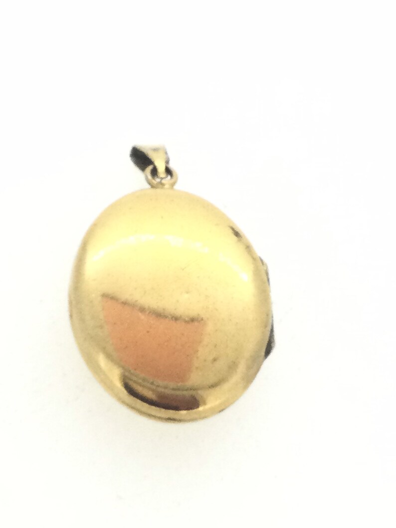 Edwardian Style Hinged Locket Pendant Gold Filled Embossed Patterned image 5