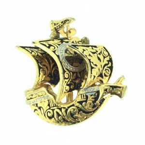 Vintage Damascene Gilt Black Enamel Pirate Ship Dainty Small Brooch 1940