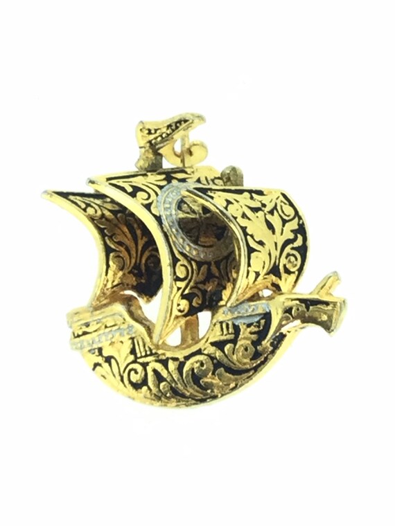Vintage Damascene Gilt Black Enamel Pirate Ship Dainty Small Brooch 1940