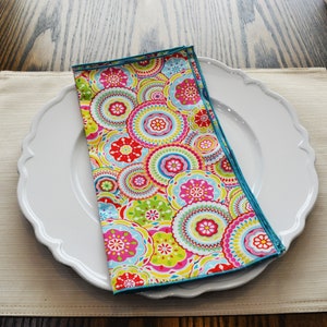 Bright Floral Cloth napkins, Fall Cloth Napkins, Reusable Cloth Napkins, Set of 6 12x12 inch Cloth Napkins, Cotton Cloth Napkins
