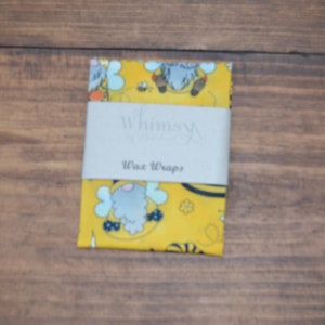 Beeswax Wraps, Beeswax Food Wraps, Reusable Beeswax Wraps, Gnome Honeybee Print Beeswax Wraps, Multiple sizes to choose from