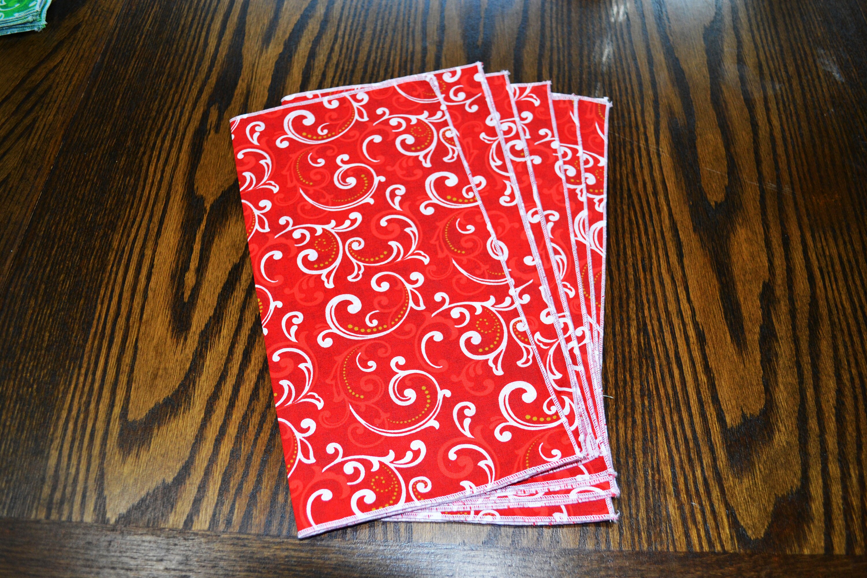 Red Christmas Cloth Napkins Christmas Cloth Napkins Reusable Etsy UK