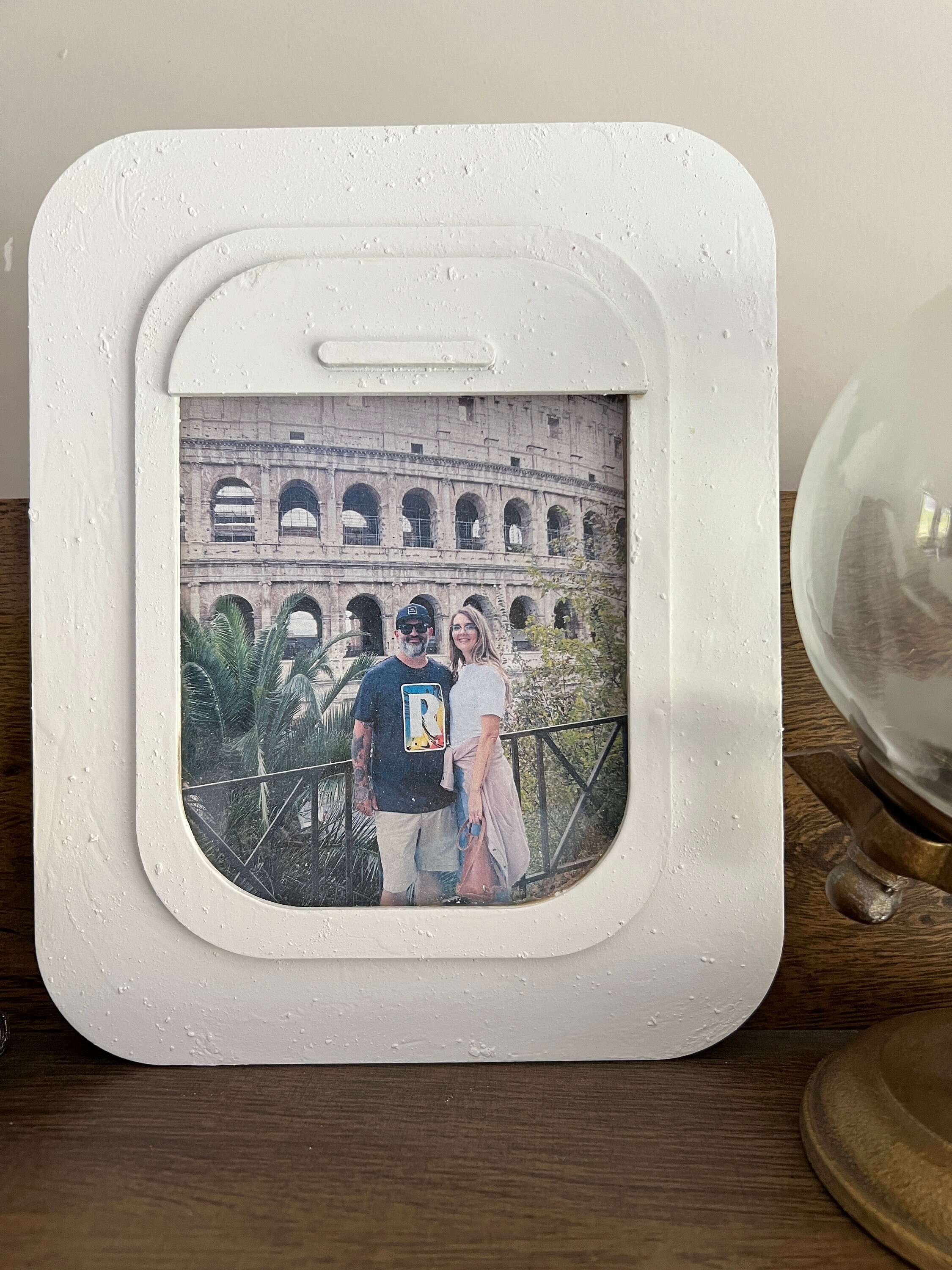 Airplane window picture frame (DIGITAL FILE DOWNLOAD)