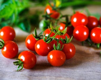 Small Red Tomato Seeds Heirloom Variety, Non-GMO Cherry Tomato Seeds, Shipped with Tracking, Gardening Gift