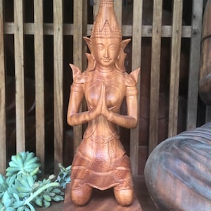 Hand-Carved Guardian Angel Statue | Wooden Angel of Protection Figurine | Spiritual Home Decor, Nursery Gift, Bereavement Keepsake