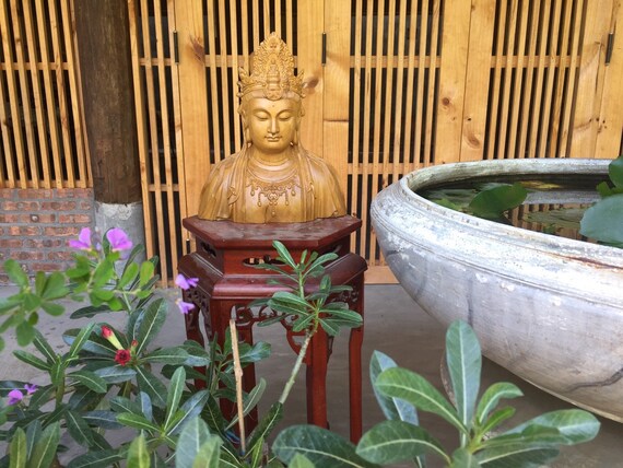 木彫りの観音菩薩頭部 - Etsy 日本