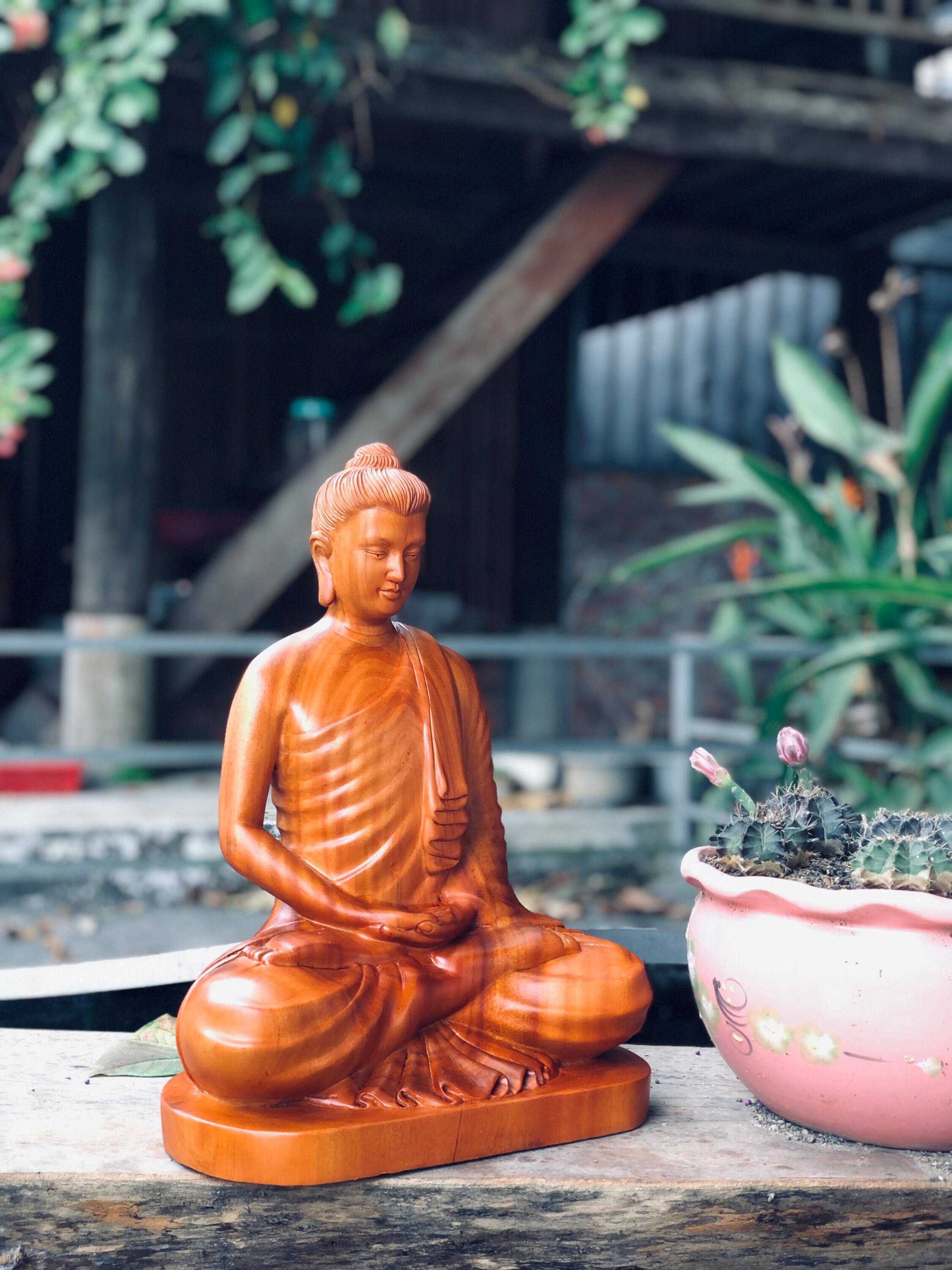 Statuetta Buddha In Legno Intagliato A Mano - Piccola Decorazione Per Meditazione | 4 Cm - Foto 8